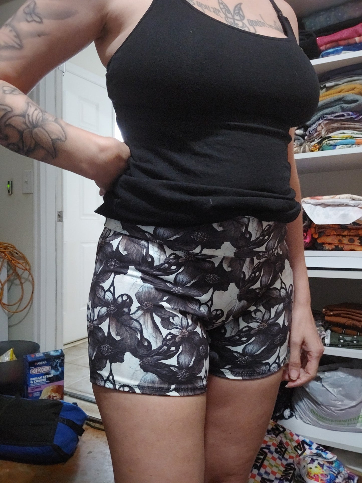 ADULT SHORTIES